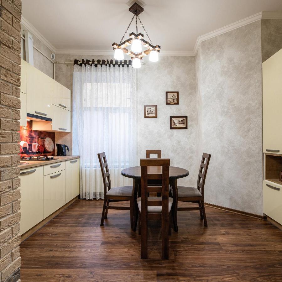 Historic Apartment Sofia In The Old Town ลวีฟ ภายนอก รูปภาพ